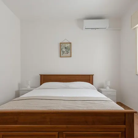 Appartement A Due Passi Dal Mare By Barbarhouse Torre Rinalda