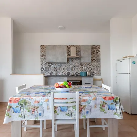 A Due Passi Dal Mare By Barbarhouse