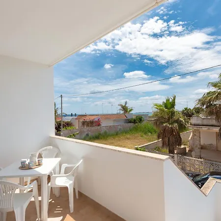 A Due Passi Dal Mare By Barbarhouse Apartment *
